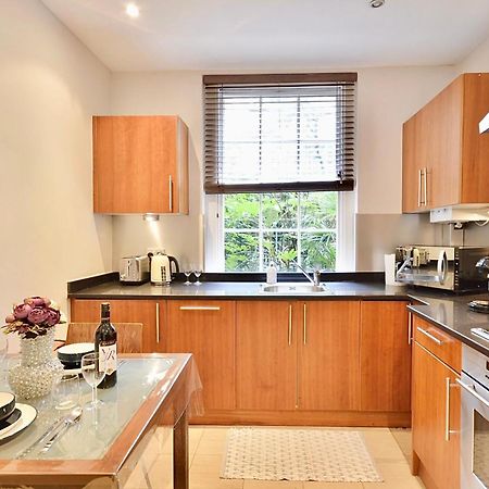Kensington Apartment, Breakfast, 2 Baths 伦敦 外观 照片
