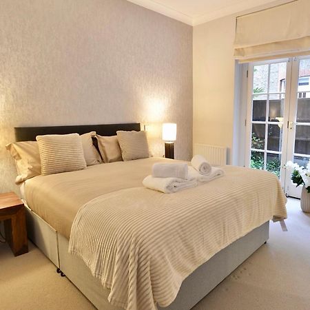 Kensington Apartment, Breakfast, 2 Baths 伦敦 外观 照片