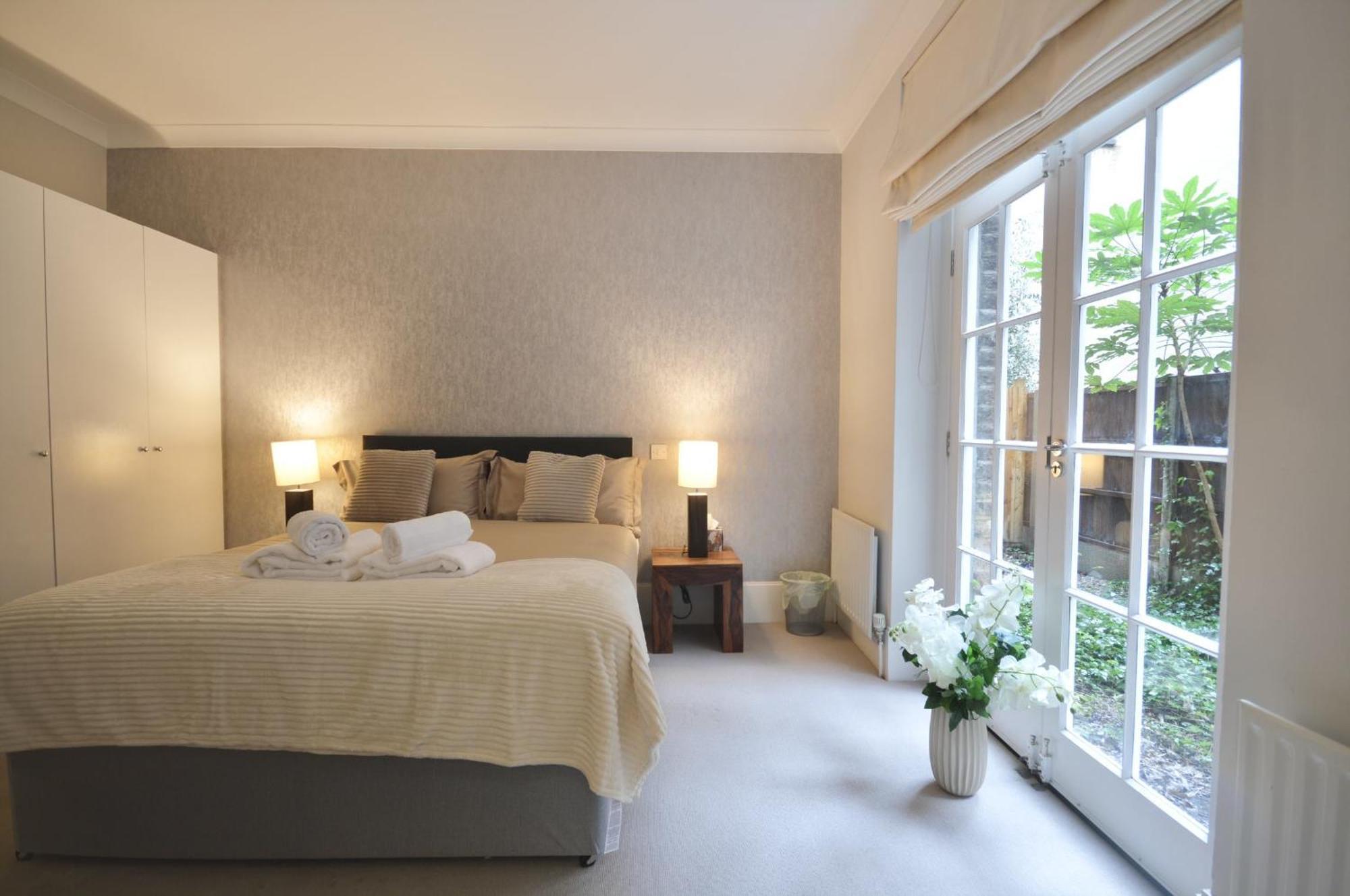 Kensington Apartment, Breakfast, 2 Baths 伦敦 外观 照片